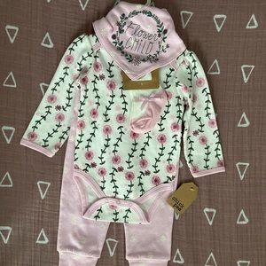 4 piece 6-9 mo Baby Girl Set